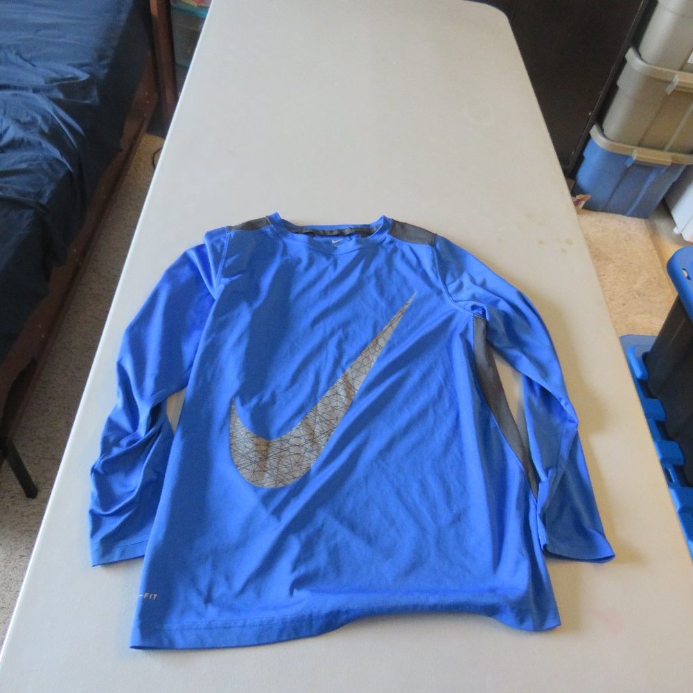 Blue Nike Dri-Fit Top Size XL